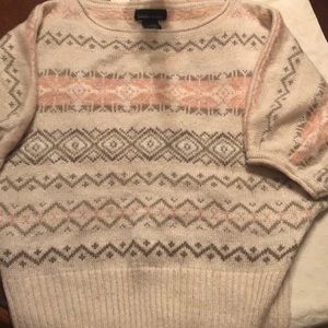 Short sleeve sweater